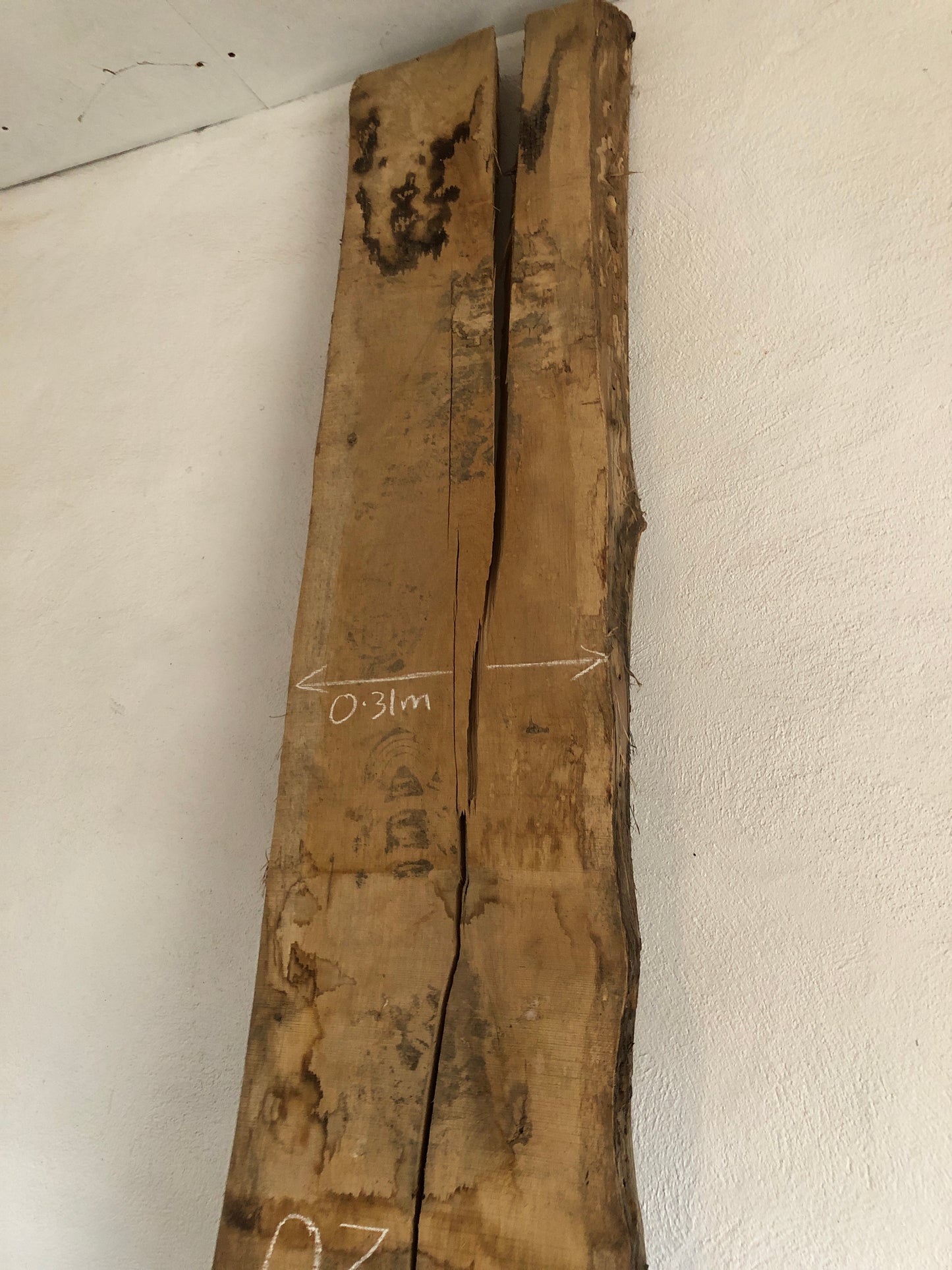 2.95m English Oak kiln dried board/slab. Item O3.