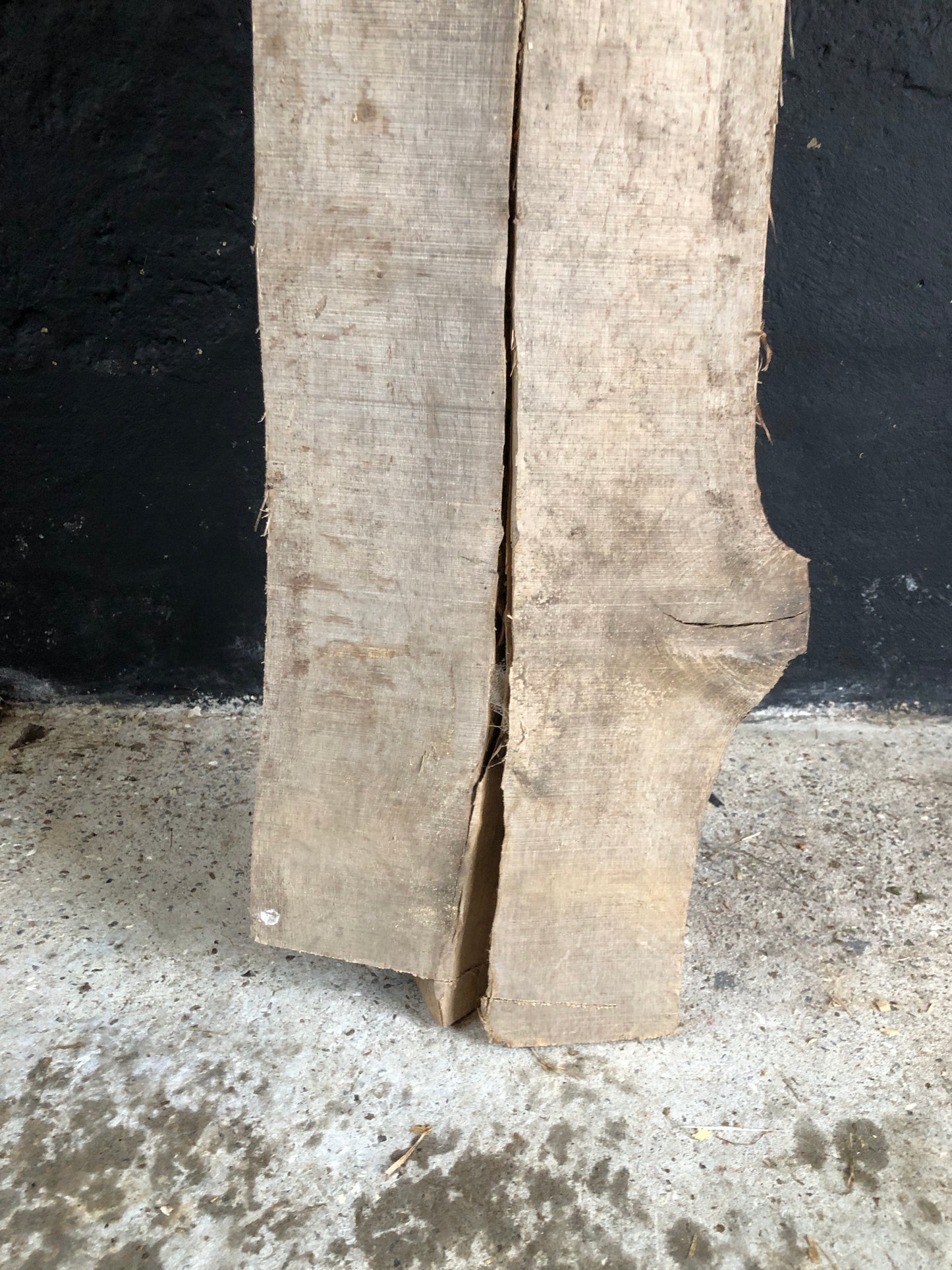 2.95m English Oak kiln dried board/slab. Item O3.
