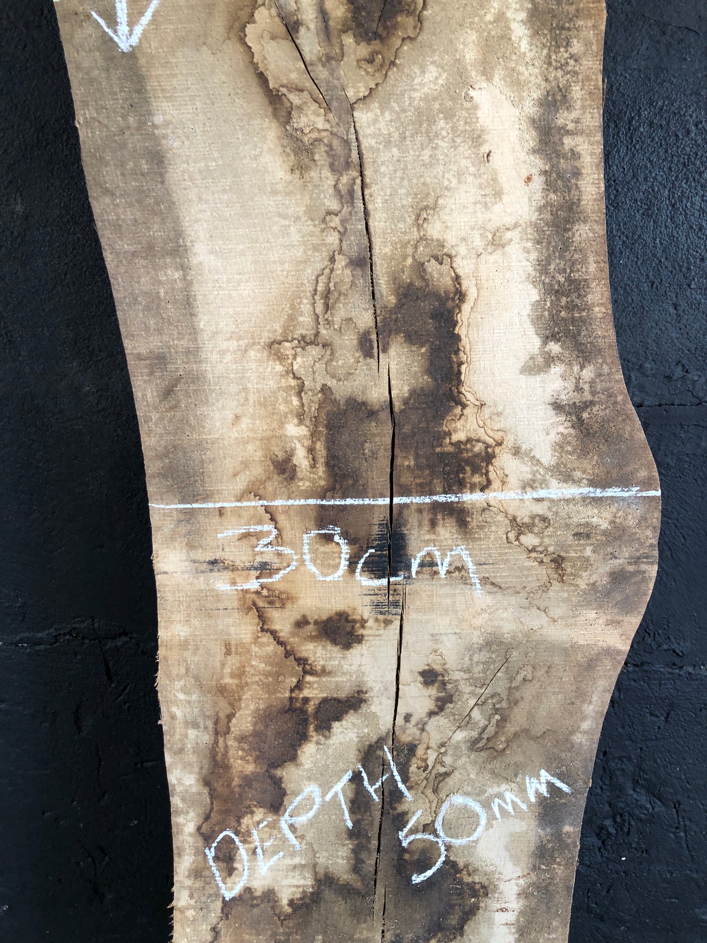 2.52m English oak slab. Kiln dried. Item O15.
