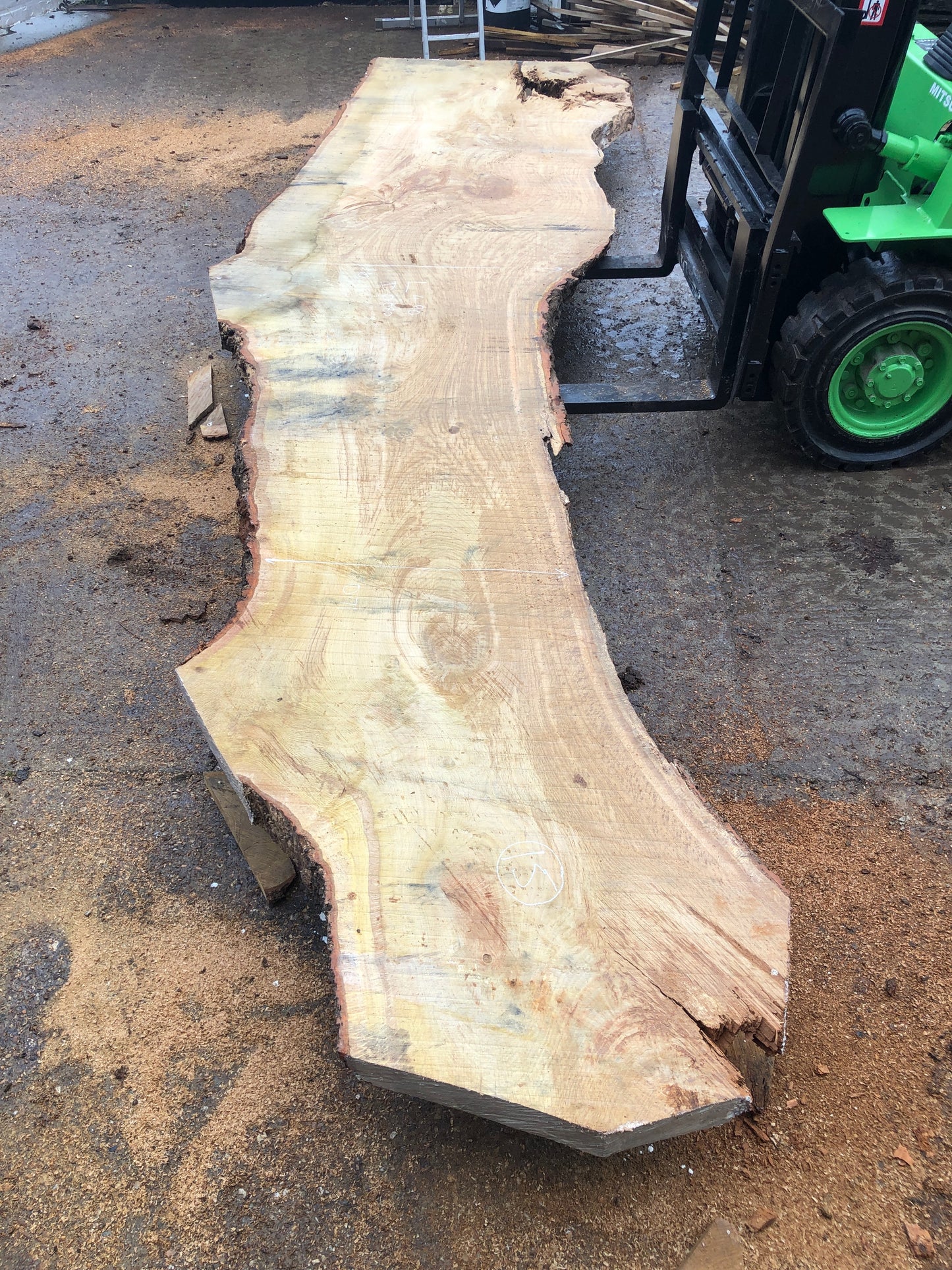 4.9m English Brown Oak Slab. Available March-April, 2024. Item #15.