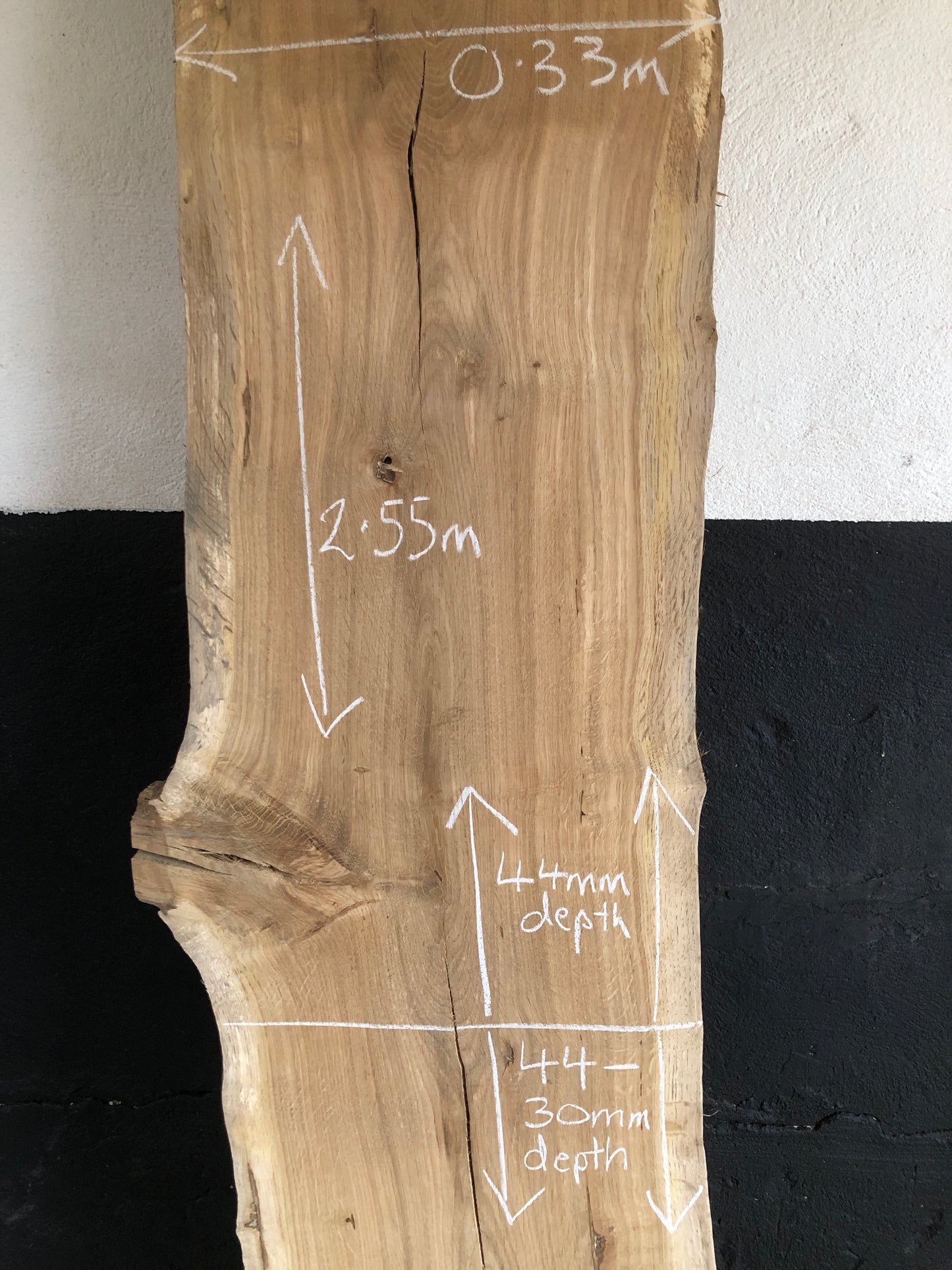 2.55m x 0.33m English Brown Tiger Oak Slab, kiln dried. Item O2.