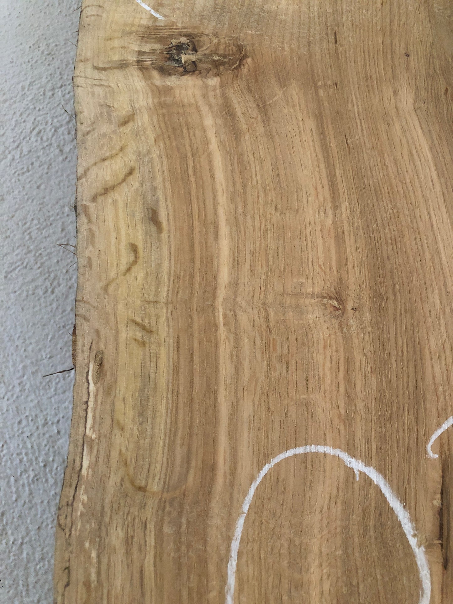 2.55m x 0.33m English Brown Tiger Oak Slab, kiln dried. Item O2.